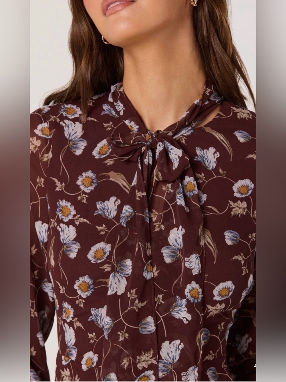 NWT ASTR The Label Brown Blue Floral Tie-Neck Midi Dress Size L - Picture 3 of 8